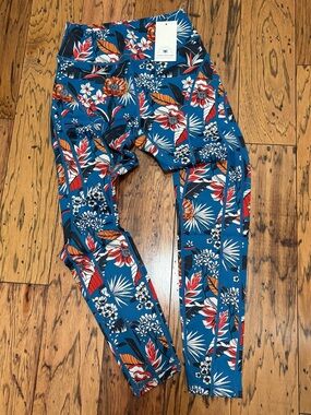Relay Active Hayley Leggings Tropical Size Medium